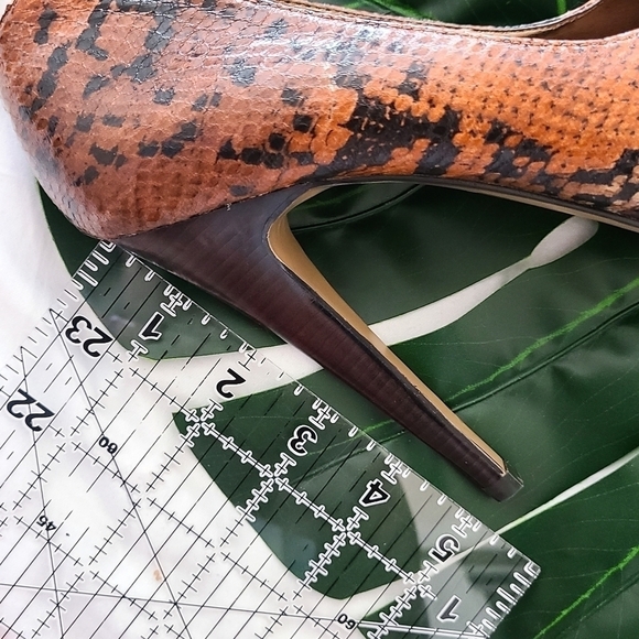 Lulu Townsend Corpcore Office Siren heels - Picture 14 of 14